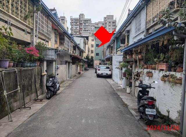 台中潭子法拍透天-1