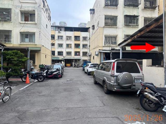 台中南區法拍公寓-1
