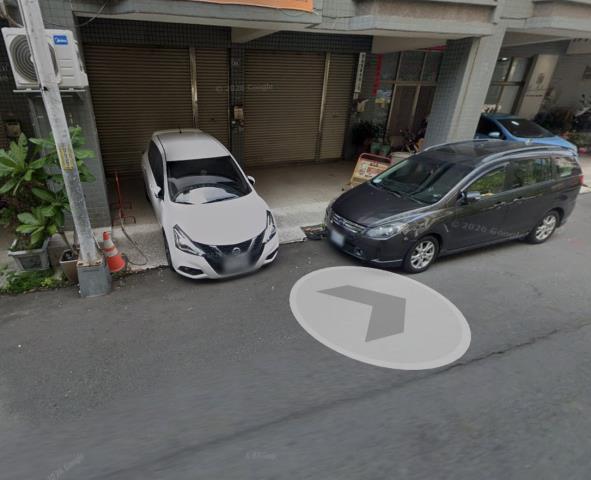 南屯華廈法拍-3